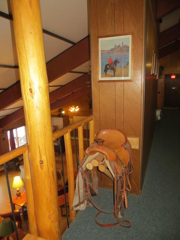 Black Cat Guest Ranch Brule Mines ภายนอก รูปภาพ