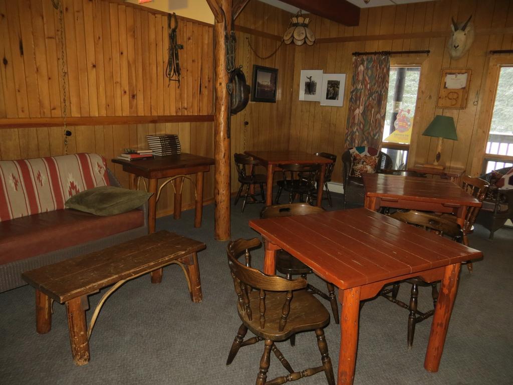 Black Cat Guest Ranch Brule Mines ภายนอก รูปภาพ