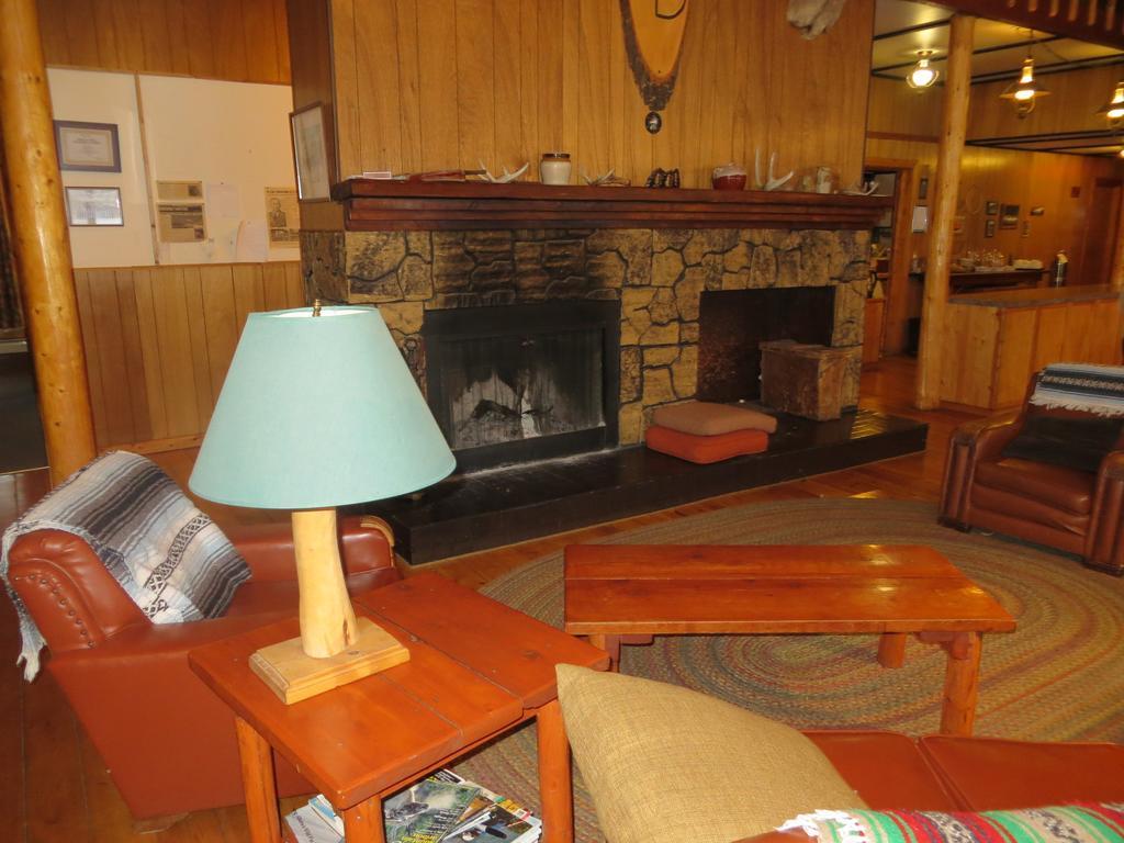 Black Cat Guest Ranch Brule Mines ภายนอก รูปภาพ